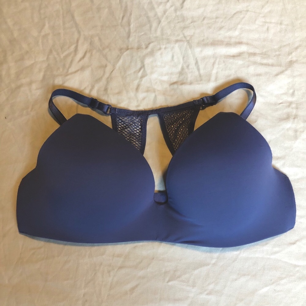 Victoria’s Secret Wireless T-Shirt Bra